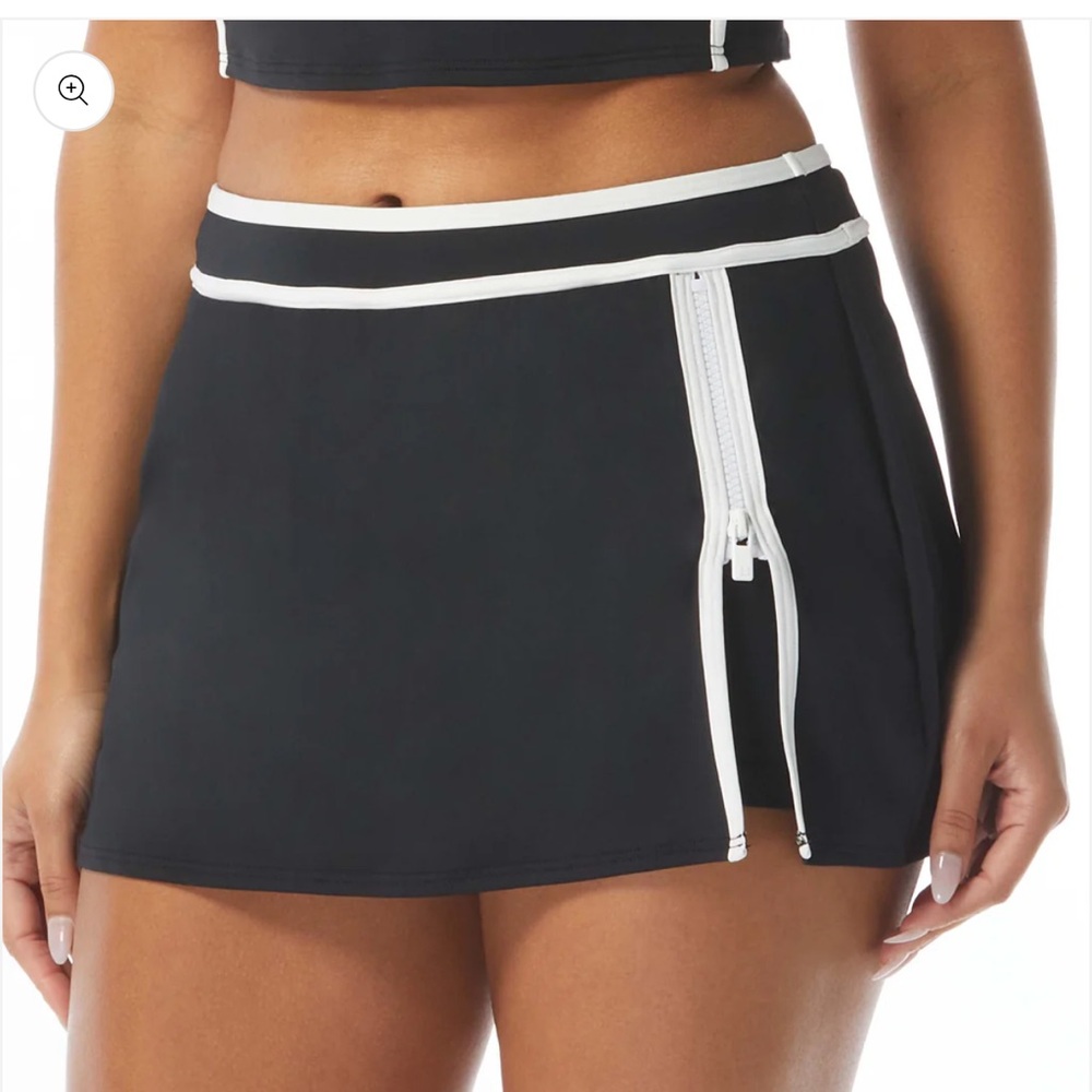 Beach House NWT Bikini Bottoms UPF50 Size 14 Flattering Built in Shorts Running